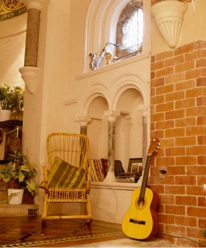 Villa Mountain Church