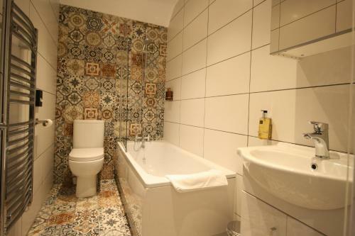 Willow Serviced Apartments - The Walk
