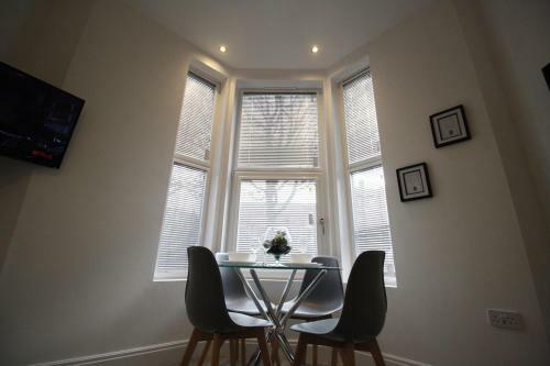 Willow Serviced Apartments - The Walk