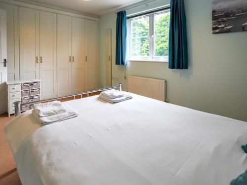 Trendy & Modern Cardiff Bay Townhouse - Sleeps 6