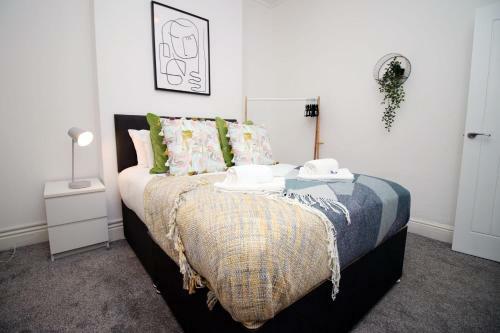 Adamsdown Lodge By Staybc