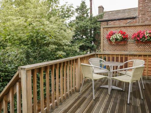 Whirligig Cottage