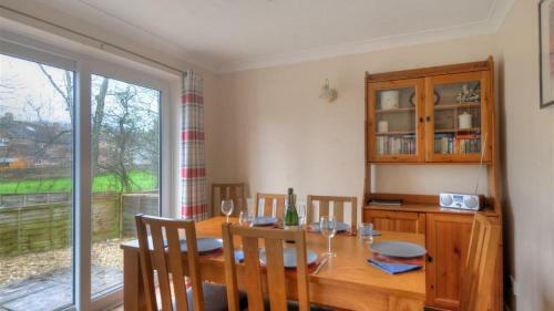 4 Riverside Cottages