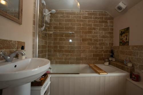 Cosy Cottage