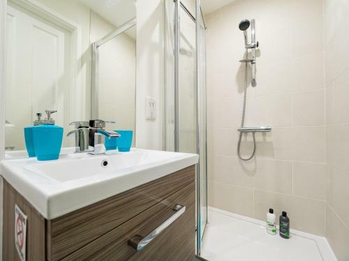 Kohinoor Serviced Apartments