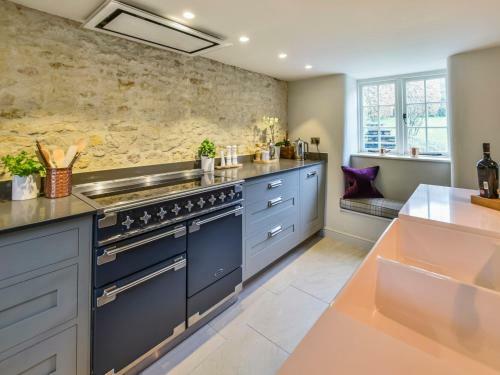 Westerleigh Cottage