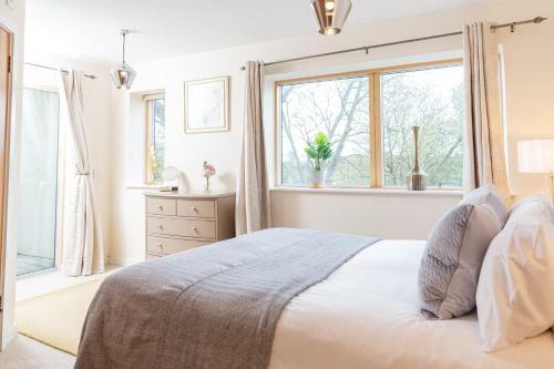 10 Saint James - By Luxury Apartments