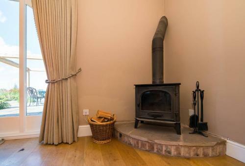 Picturesque Chester Abode With Free Wifi