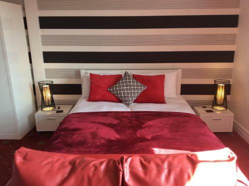Hotel Carriages