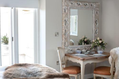 Bed & Breakfast Woolmarket House