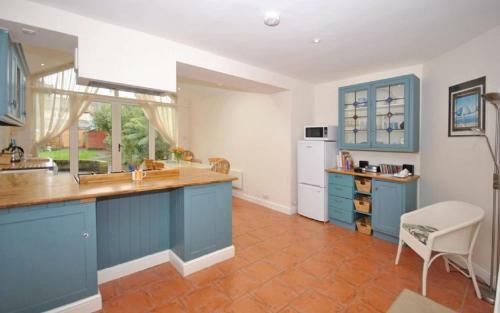12 Alexandra Road, Chichester
