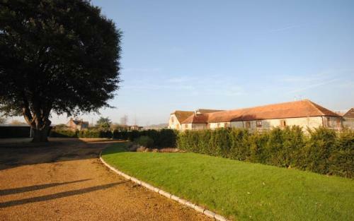 Old Root House, Lavant