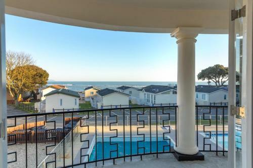 Sandhills Apartments, Mudeford