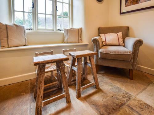 Holly Cottage