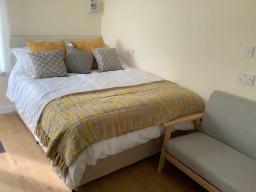 Garden View, A Cosy Glamping Style Cabin For Two