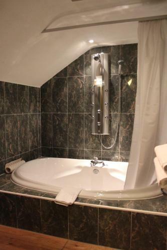 Gomersal Park Hotel & Dream Spa