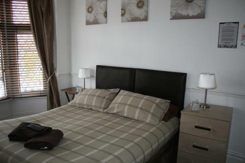 Hostal Aavon Court Guest House