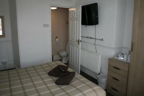 Hostal Aavon Court Guest House