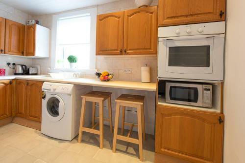 Premier - Ashgrove Apartment