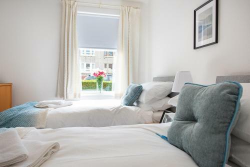 Premier - Ashgrove Apartment