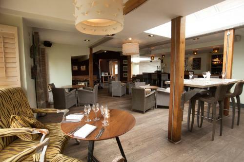 Hotel Cock O' Barton