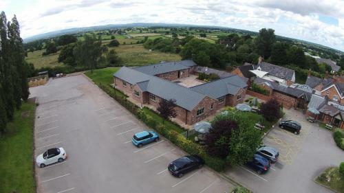 Hotel Cock O' Barton