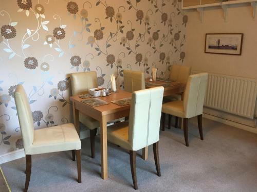 Hostal Blythewood Guest House