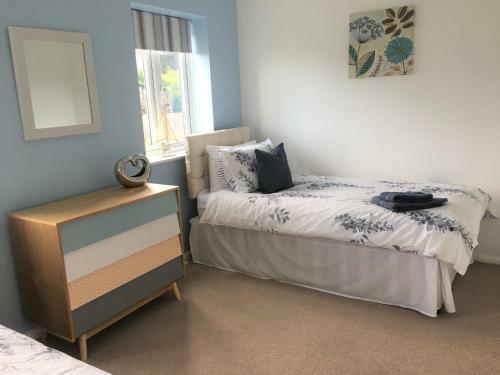 Impeccable 2-bed House In Colwyn Bay