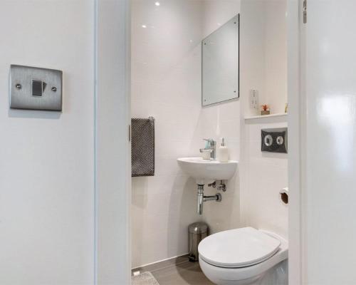 Posada Relax By Mph, Smart Ensuites In Central Colchester