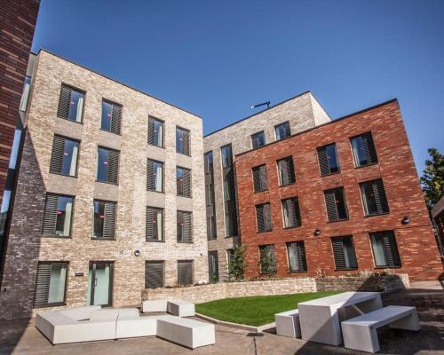 Posada Relax By Mph, Smart Ensuites In Central Colchester