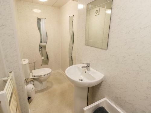 Apartment No6