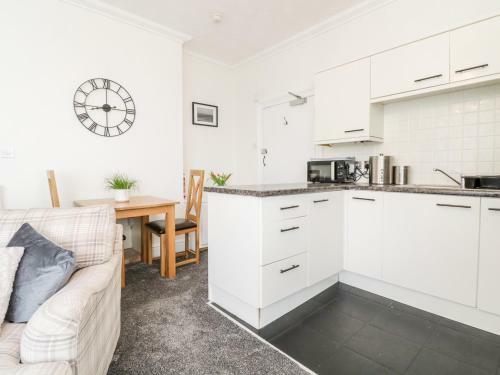 Apartment No6