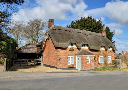 Dulcima Cottage