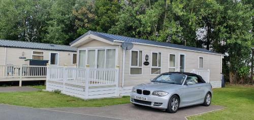 Home From Home Caravan In Lowestoft