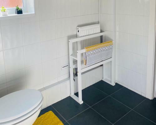 Great Location - Four Bedroom Home - City Centre