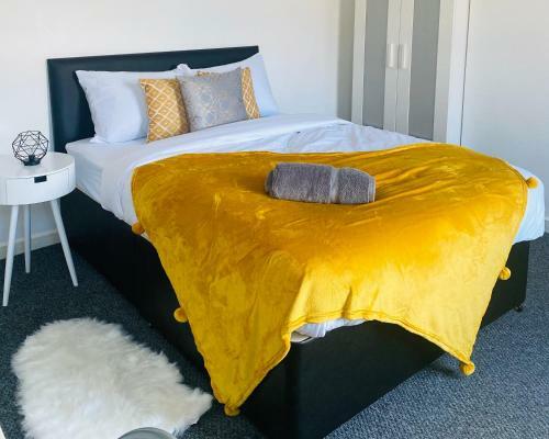 Great Location - Four Bedroom Home - City Centre
