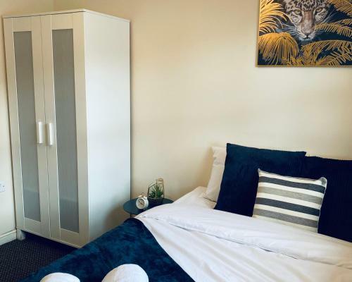 Beautiful Two Bedroom Apartment - Central Ricoh