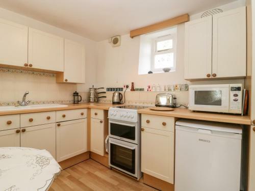 Yeoman Cottage