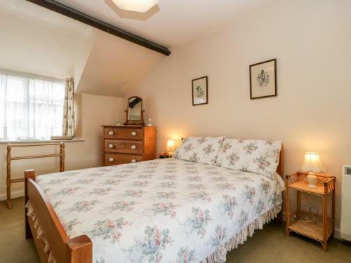 Yeoman Cottage