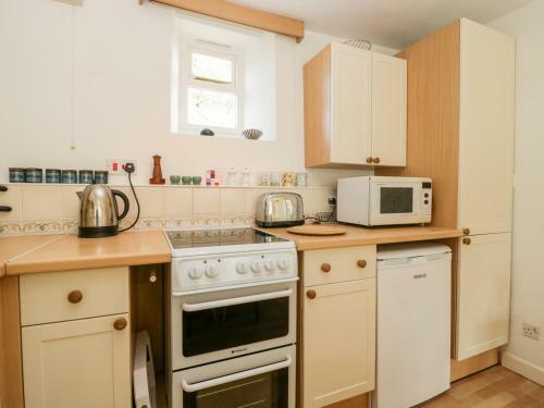 Yeoman Cottage