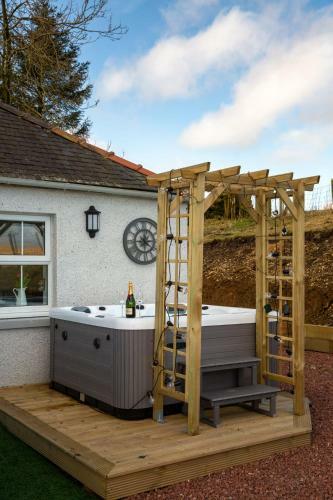 High Whitecleugh Cottage