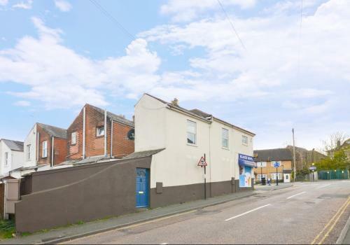Bridge Apartment, Cowes