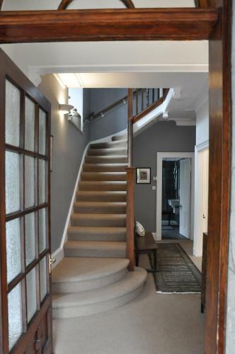 Villa Cranford Holiday House