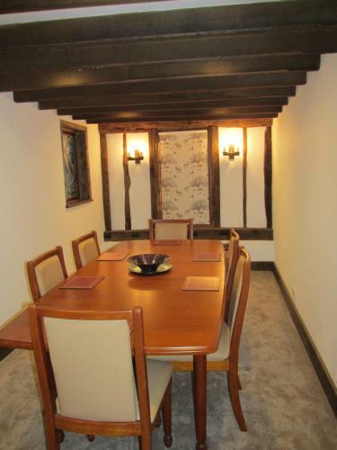 Acorns Barn