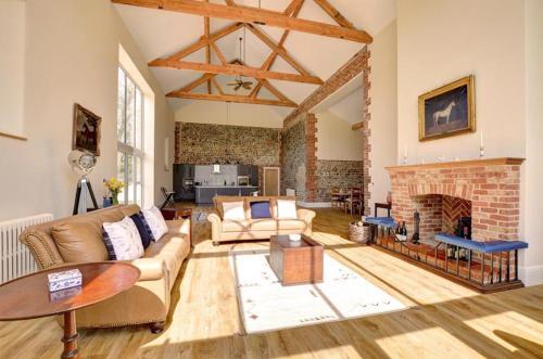 Cromer Villa Sleeps 8 With Wifi