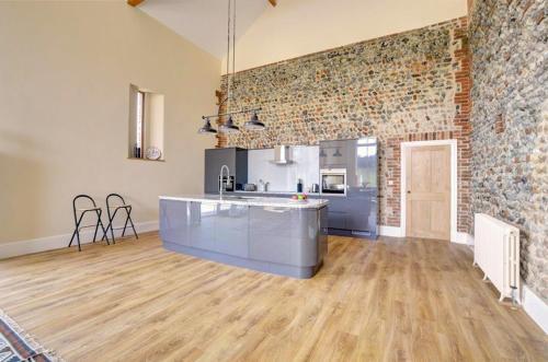 Cromer Villa Sleeps 8 With Wifi