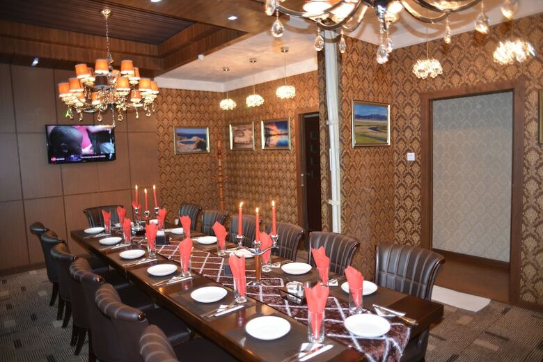New West Hotel