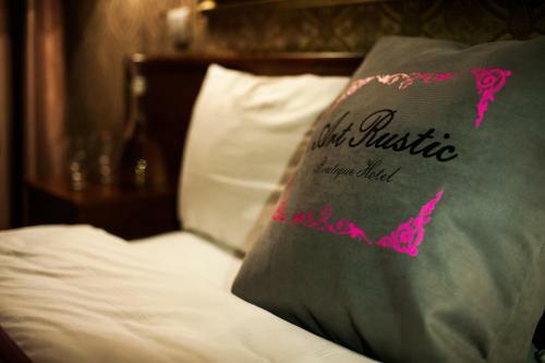 Art-rustic Boutique Hotel