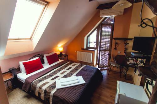 Art-rustic Boutique Hotel