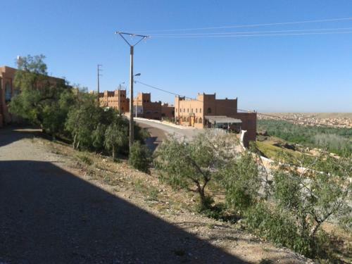 Hotel Almanader